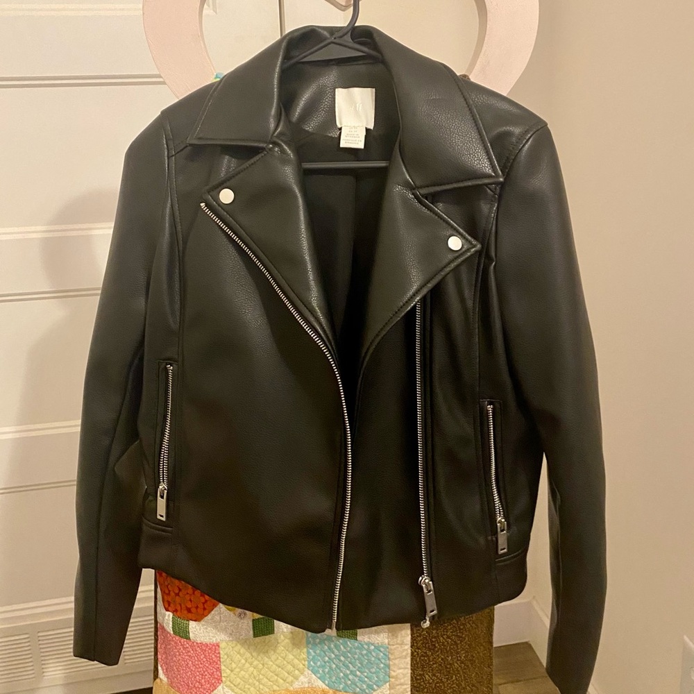 ♦️3 for $25♦️H&M Faux Leather Jacket